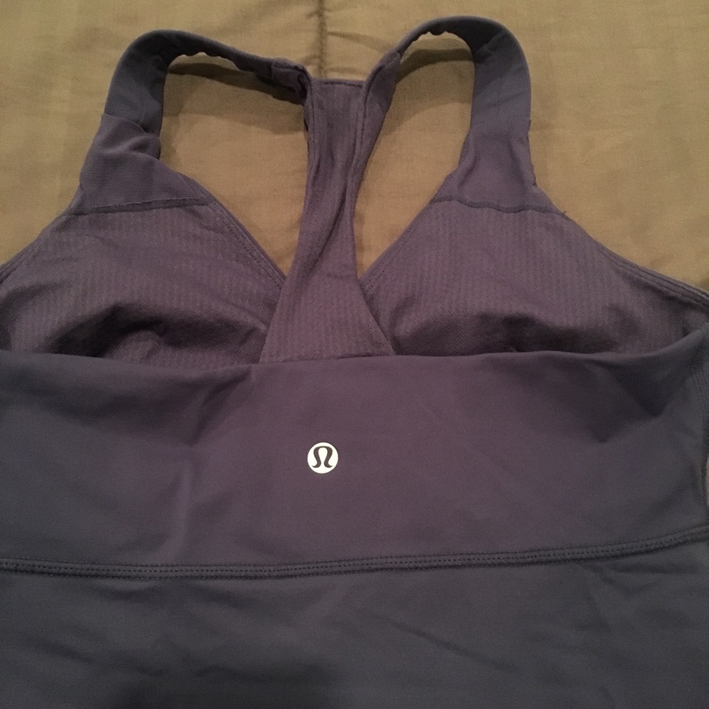 Lululemon tank - Picture 3 of 3